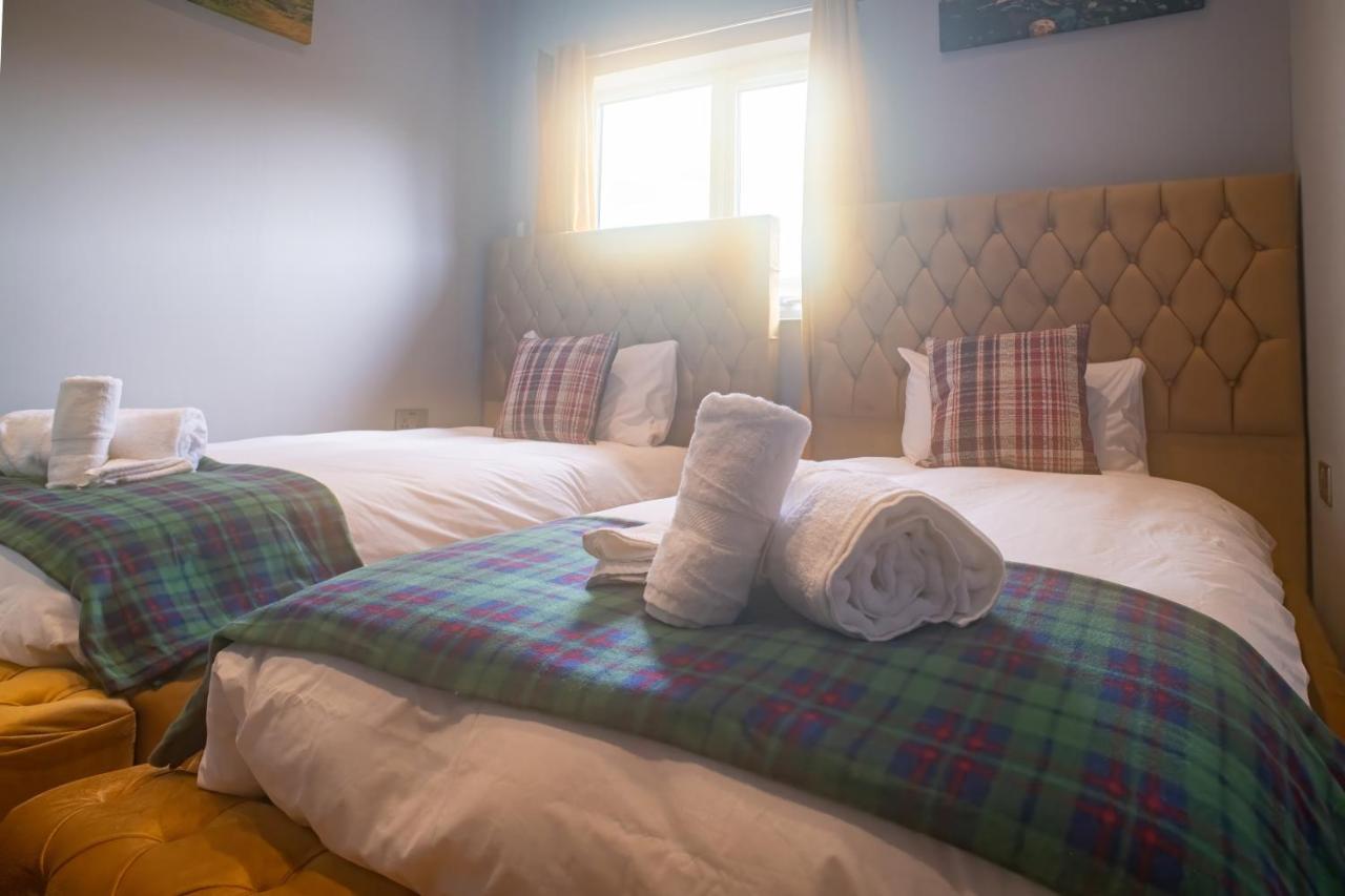 Luxury 4 Bedroom Cottage With Stunning Views Near Fairy Pools! Carbost  Exterior foto