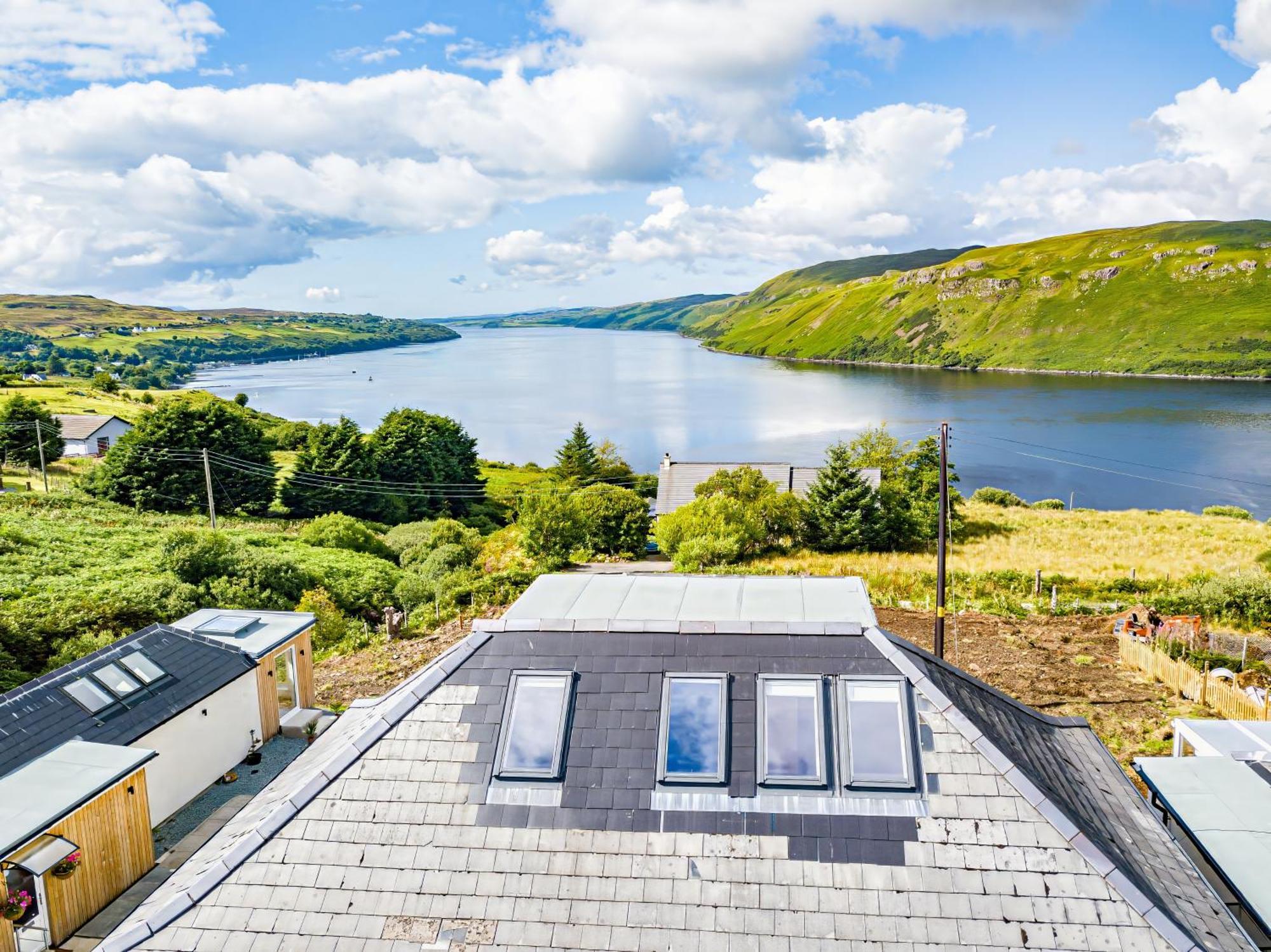 Luxury 4 Bedroom Cottage With Stunning Views Near Fairy Pools! Carbost  Exterior foto